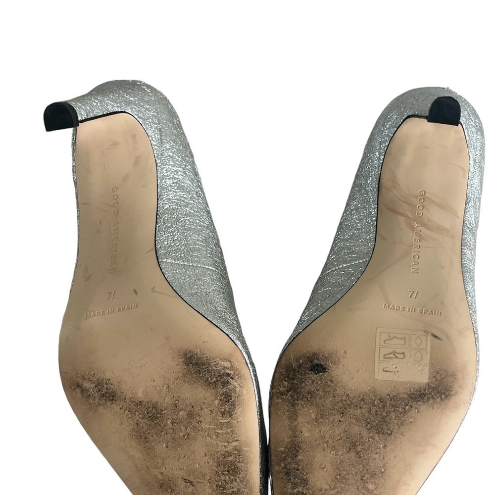 Good American The Icon Pointed Toe pump Heels. Silver crackle leather size 7. - Picture 7 of 10